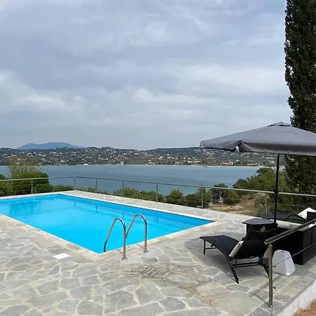 Retreat By The Sea With Pool In 빌라 *