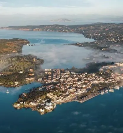 Retreat By The Sea With Pool In *