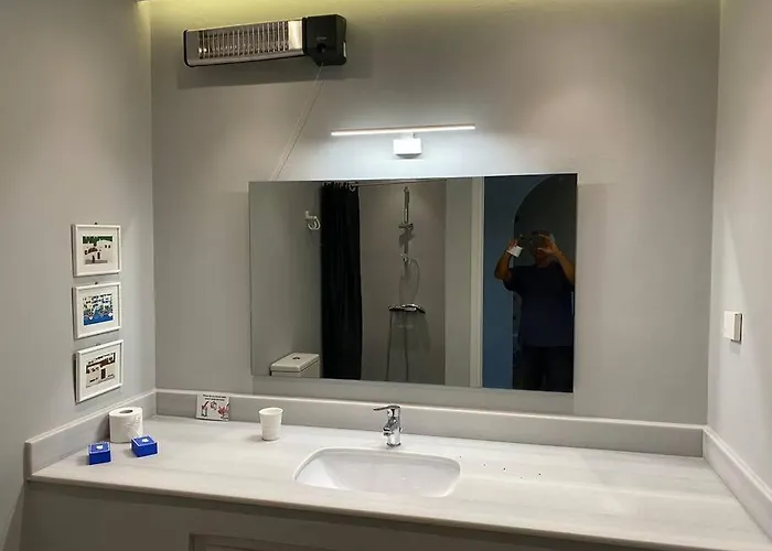 Retreat By The Sea With Pool In *