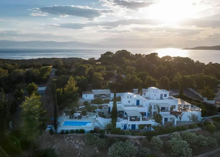 וילה Retreat By The Sea With Pool In פורטו הלי