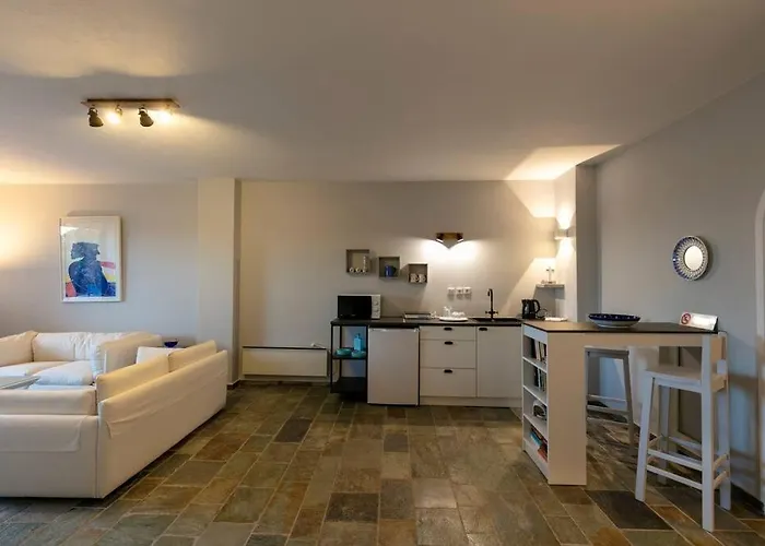 וילה Retreat By The Sea With Pool In