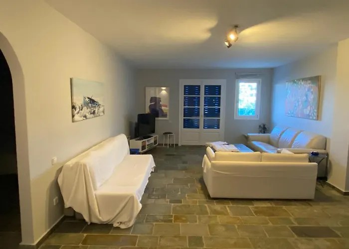 וילה Retreat By The Sea With Pool In *