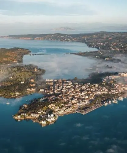 Retreat By The Sea With Pool In *